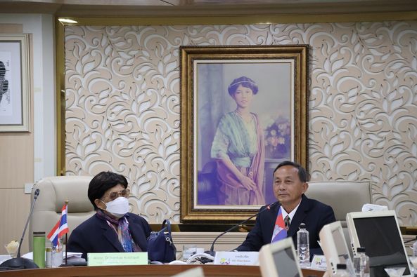 พิธีลงนามบันทึกข้อตกลงความร่วมมือทางวิชาการ (MOU) มหาวิทยาลัยราชภัฏวไลยอลงกรณ์ ในพระบรมราชูปถัมภ์ ราชอาณาจักรไทย กับมหาวิทยาลัยแห่งชาติเมียนเจ็ย ราชอาณาจักรกัมพูชา