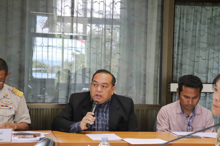 ชี้แจงให้ข้อมูลต่อสภาองค์การบริหารตำบลท่าเกษม ในการขอใช้ประโยชน์ที่ดินตั้งมหาวิทยาลัยฯ