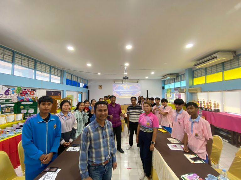 มรภ.วไลยอลงกรณ์ฯ สระแก้ว ออกแนะแนว รับสมัครนักศึกษา ระดับปริญญาตรี ปีการศึกษา 2567 โรงเรียนไทรเดี่ยววิทยา