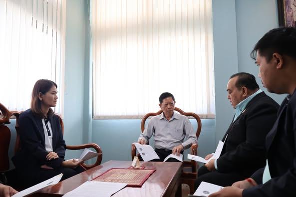 เข้าพบนายอำเภอวังน้ำเย็น เพื่อหารือประเด็นร่างบันทึกข้อตกลงความร่วมมือทางวิชาการ ระหว่างมหาวิทยาลัยราชภัฏวไลยอลงกรณ์ ในพระบรมราชูปถัมภ์ จังหวัดปทุมธานี กับ อำเภอวังน้ำเย็น จังหวัดสระแก้ว