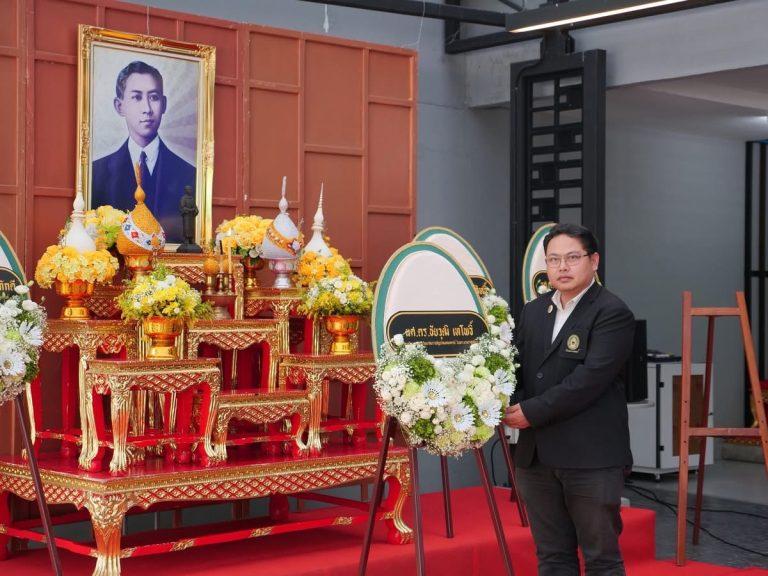 ร่วมพิธีวางพวงมาลาถวายสักการะ สมเด็จพระมหิตลาธิเบศร อดุลยเดชวิกรม พระบรมราชชนก “พระบิดาแห่งการสาธารณสุขไทย” เนื่องใน “วันมหิดล” วันที่ 24 กันยายน