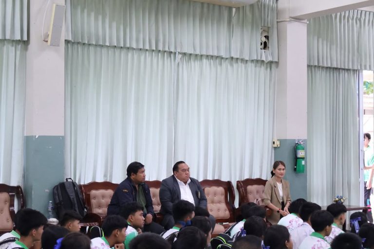 คณาจารย์ มรภ.วไลยอลงกรณ์ฯ สระแก้ว ร่วมประชุมพูดคุยและทำความเข้าใจกับนักเรียนโรงเรียนอรัญประเทศ เกี่ยวกับโครงการเรียนล่วงหน้า (Advanced Placement Progr...