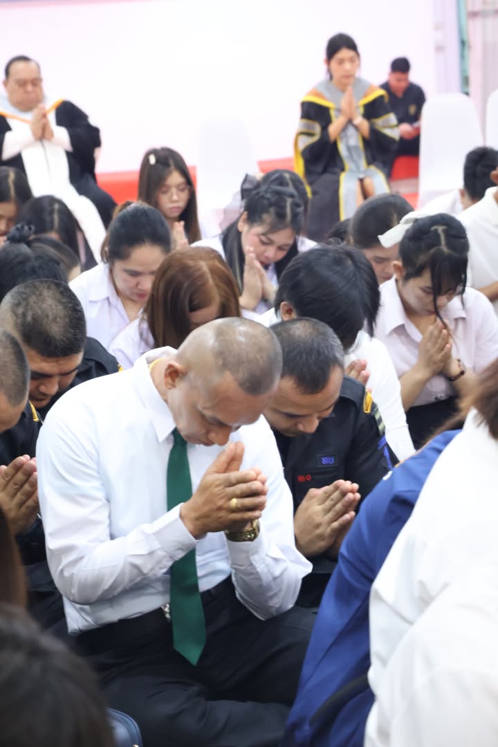 พิธีบายศรีสู่ขวัญและผูกแขนรับขวัญนักศึกษา ในกิจกรรมพิธีไหว้ครู ประจำปีการศึกษา 2569