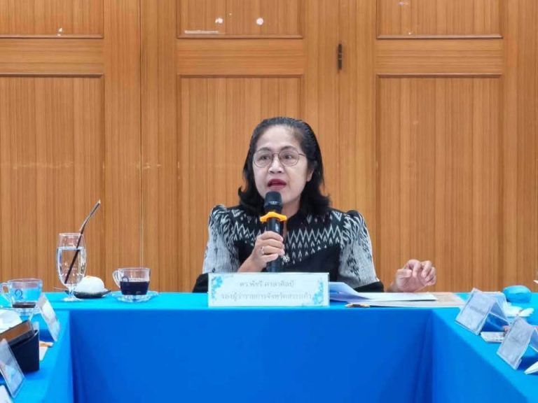 คณาจารย์ มรภ.วไลยอลงกรณ์ฯ สระแก้ว ร่วมเป็นคณะกรรมการตัดสินการประกวดผ้าลายพระราชทาน "ผ้าลายขอสมเด็จฯ - เจ้าฟ้าฯ" และ "ลายบุปผาบรมราชินีนาถ" จังหวัดสระแ...